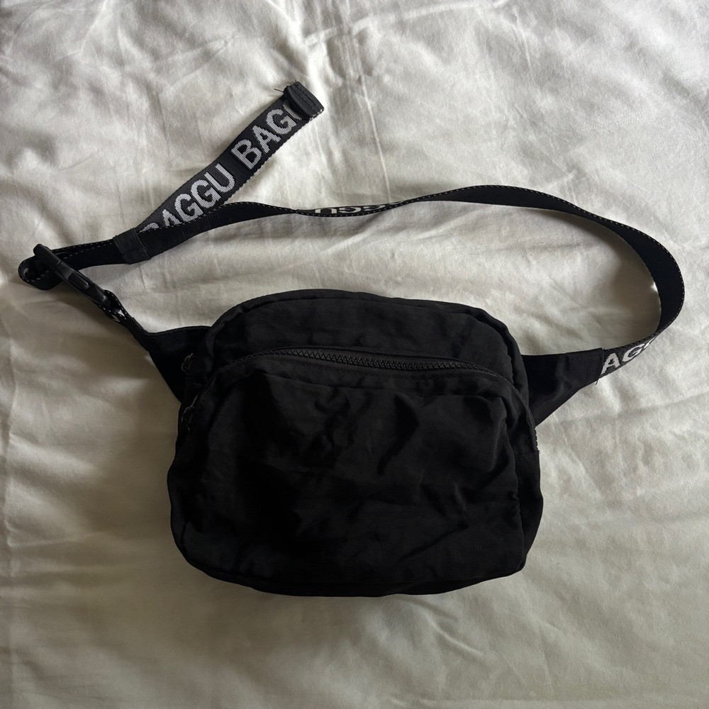 Baggu Fanny Pack OG strap